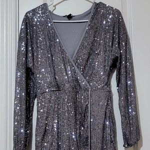 Forever 21 Dress Silver Sequin  Size small